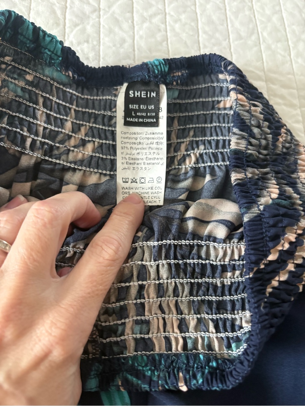 SHEIN Navy Tropical Leaf Smocked Waist Shorts - Picture 3 of 3